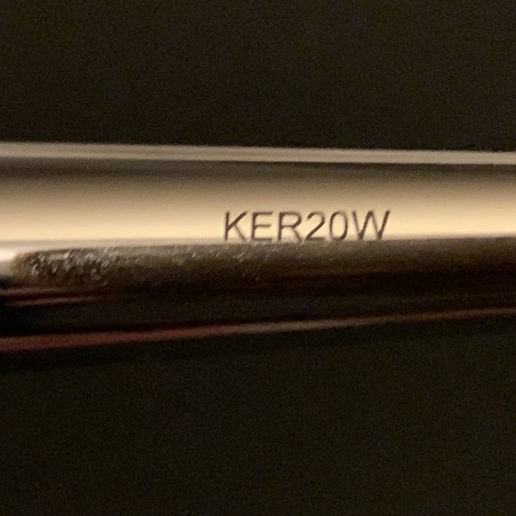 It Cosmetics Powder Brush - Picture 5 of 7